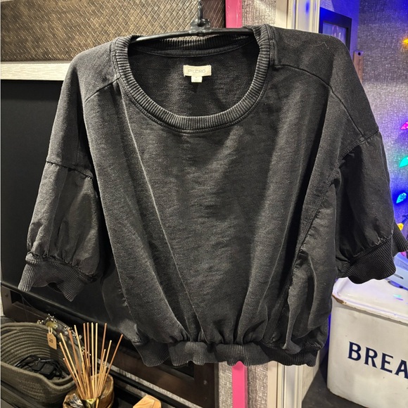 Pilcro Tops - Anthropologie’s Pilcro Charcoal Gray Women's Sweatshirt size Medium